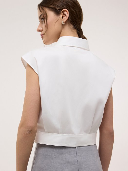 Укороченная рубашка без рукавов: фото №3