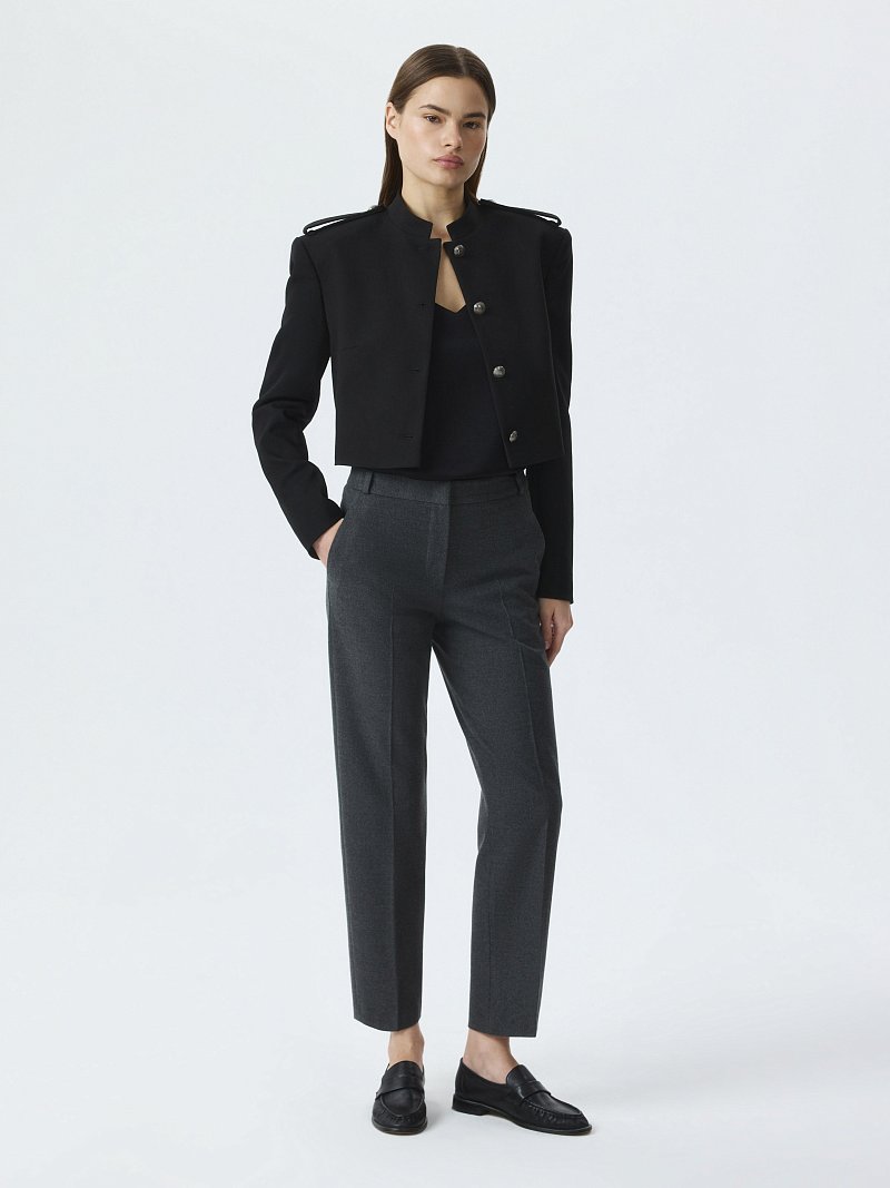 Брюки зауженного кроя