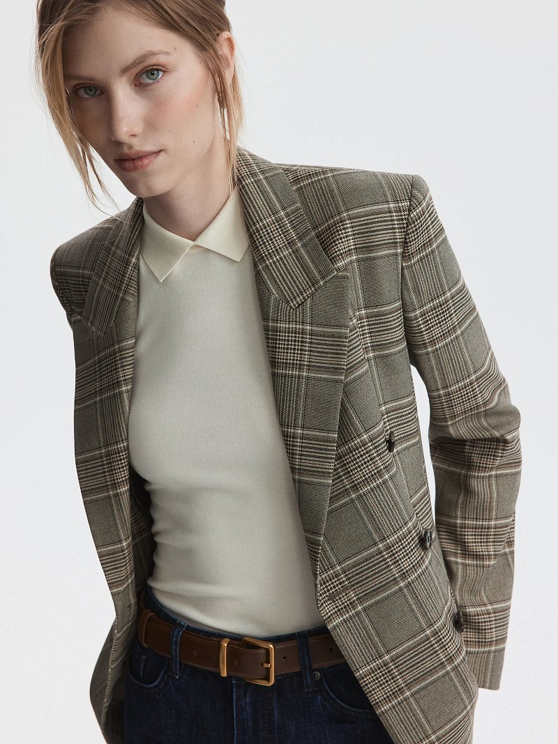 Топ с отложным воротником