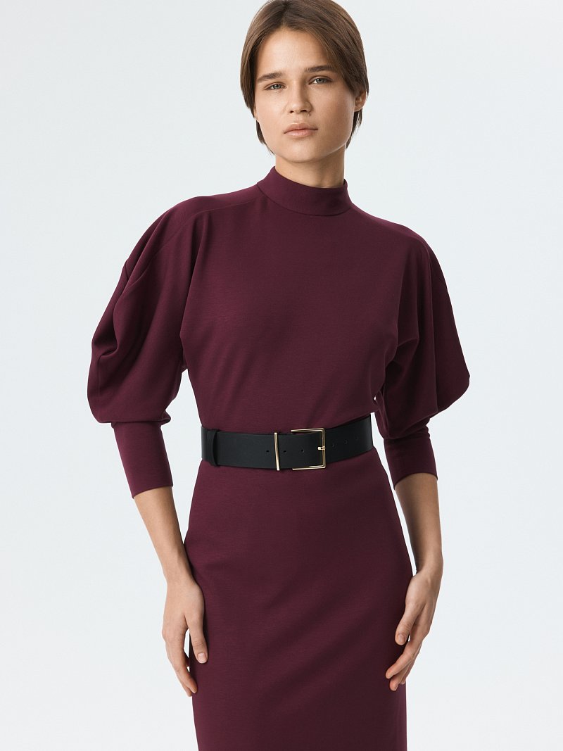 Платье с объемными рукавами 3/4