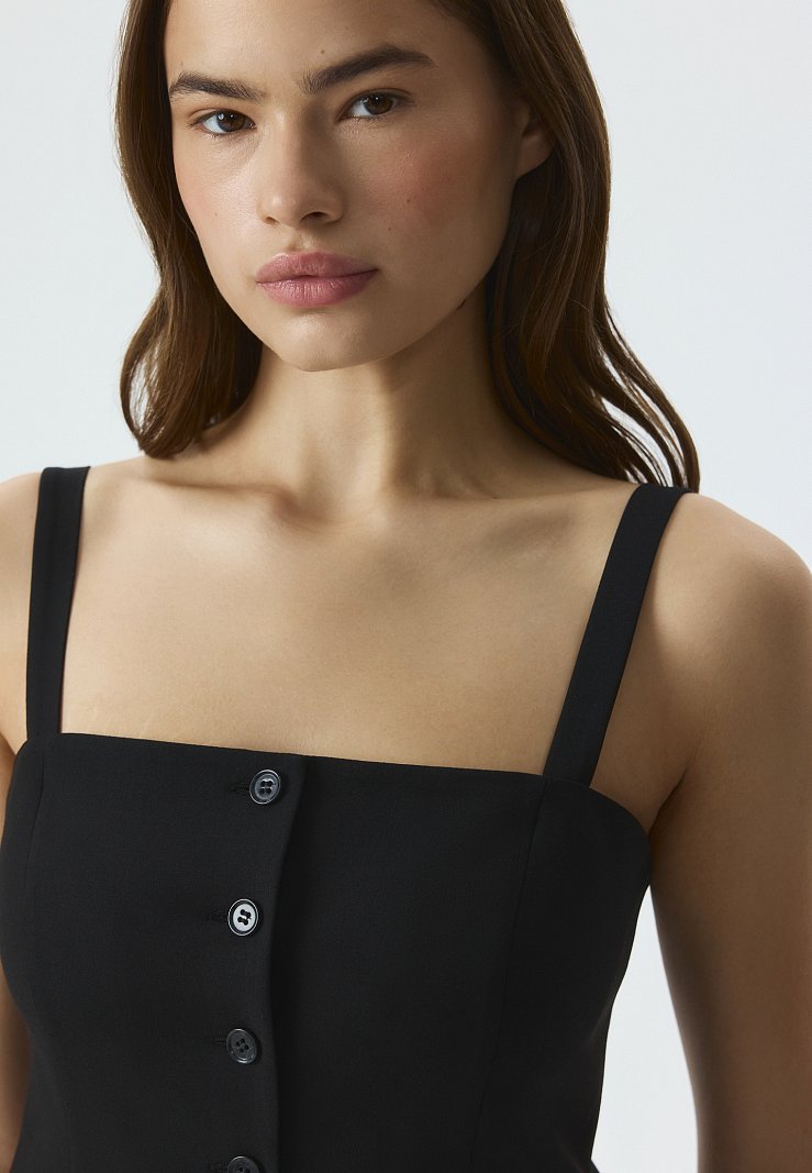 Костюмный топ со съемными бретелями