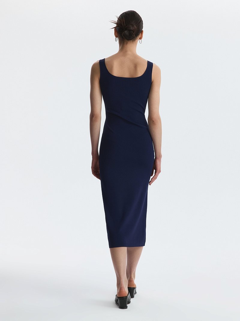 Платье-миди из трикотажа